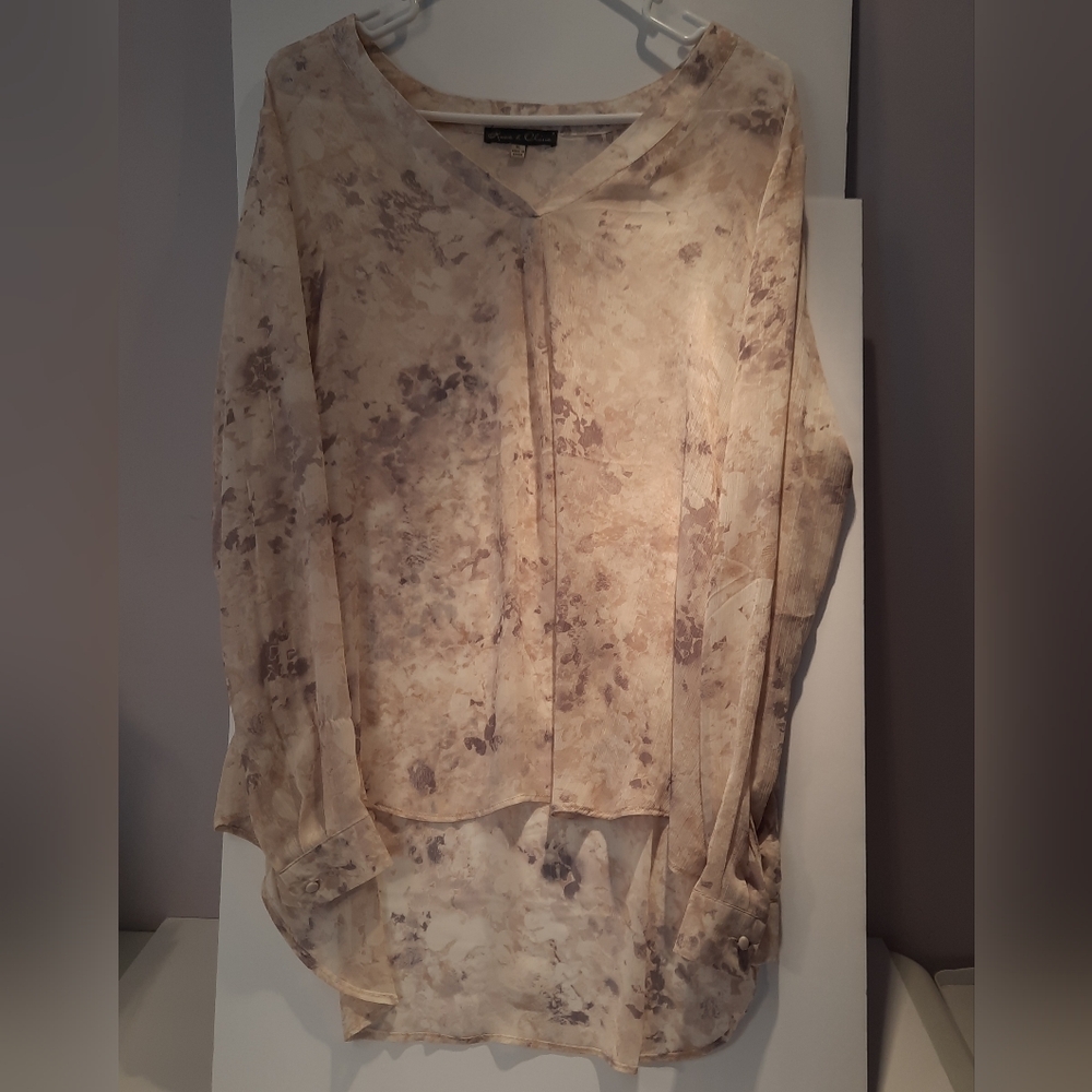 Rose & Olive Cream, Brown, Gray  Blousetan